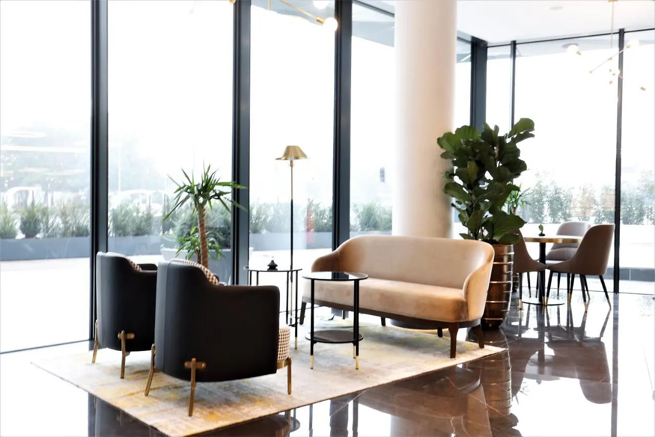 Grand Plaza Hotel & Congress Center ليوبليانا