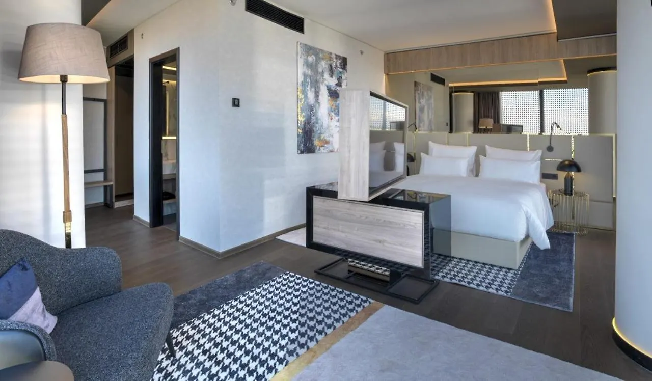 Grand Plaza Hotel & Congress Center ليوبليانا