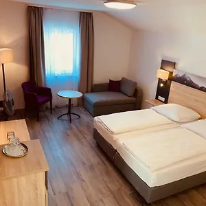 https://pension-lindenhof.com-bavaria.com